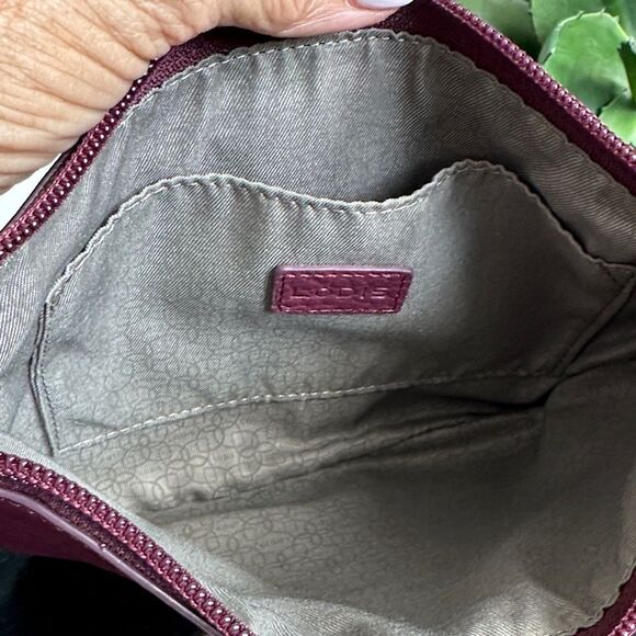 Lodis Genuine Leather Burgundy Shoulder Purse Like New, Pebbled - Picture 8 of 9